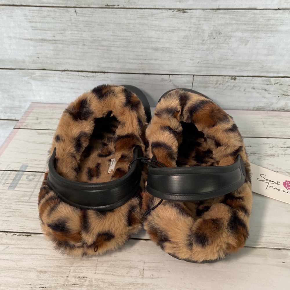 Womens Clogs - Picture 4 of 4